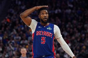 NBA发言人：正审查针对比斯利和戴维斯的联邦起诉书 将全力配合配图